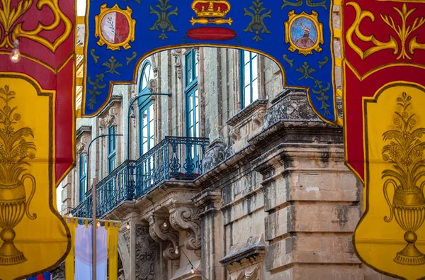 Balkon am Gebäude - mdina, malta — Stockfoto