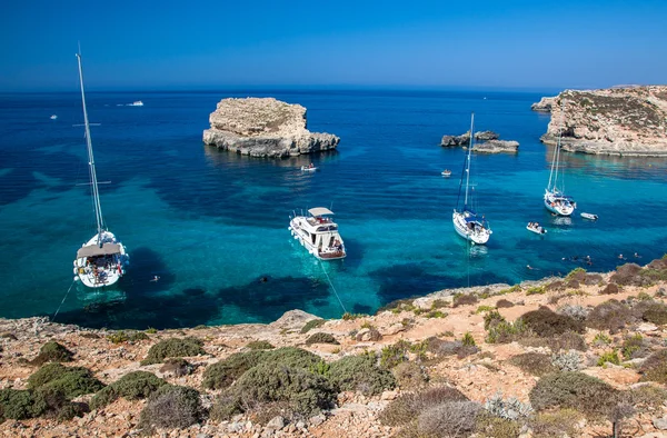 Niebieska Laguna w Comino - Malta — Zdjęcie stockowe