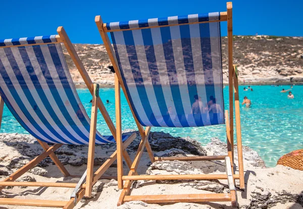 Relaks w blue lagoon - Comino, Malta — Zdjęcie stockowe