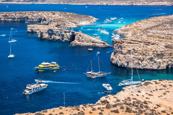 Modré laguny na Cominu - Malta — Stock fotografie