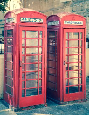 kırmızı telefon kulübesi