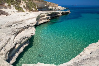 St. Peters havuzu - Malta kayalık plaj