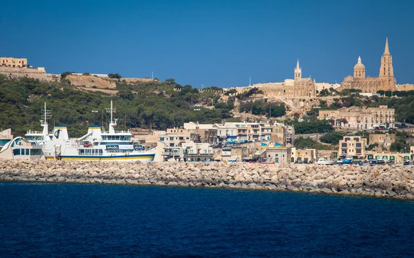Hamnen i staden Mgarr - Gozo, Malta — Stockfoto