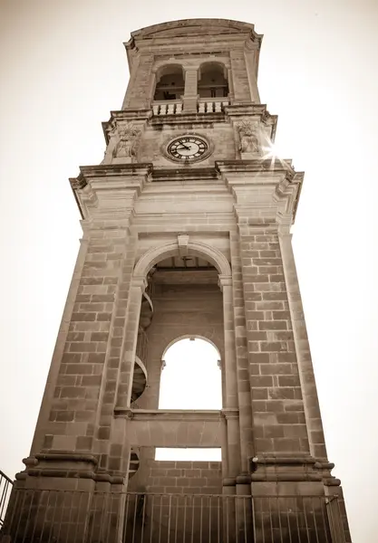 Башня церкви Святого Иоанна в Гозо, Мальта — стоковое фото
