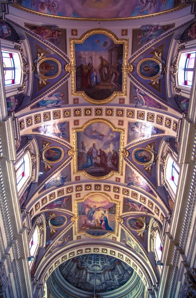 Innenraum der Kirche in Zitadelle - Stadt Victoria, gogo - malta — Stockfoto