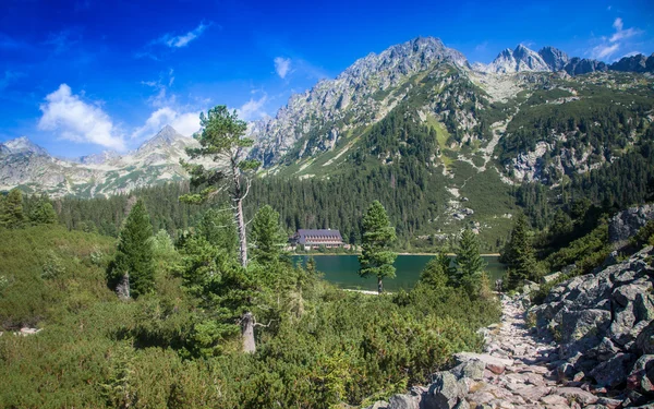 Tarn pozostawienie Popradské pleso w Tatrach Wysokich — Zdjęcie stockowe