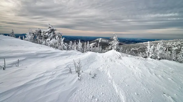 Ski resort sheregesh, regionu kemerovo, Rusko. — Stock fotografie