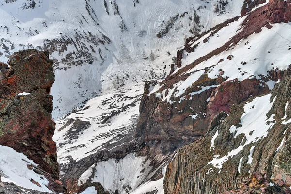 Baksan Bergdal, Elbrus och Cheget, Ryssland. — Stockfoto