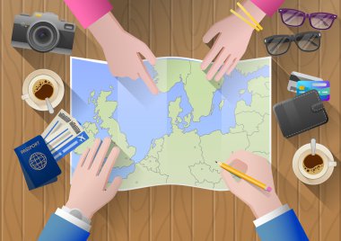 Avrupa gezisi. Genç çift maceracı. Turizm Acenteleri Tur Danışma seçer. Üstten Görünüm