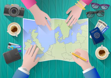Avrupa gezisi. Genç çift maceracı. Turizm Acenteleri Tur Danışma seçer. Üstten Görünüm