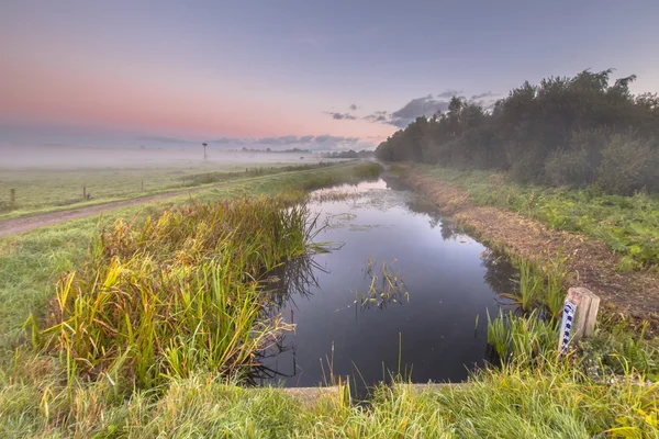 Early Morning scene of  canal — Stock Photo, Image