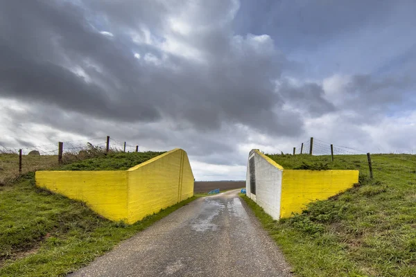 Yellow Painted Road Passage Dike Sunset Clouded Sky Finsterwolde Oldambt — Stock Photo, Image