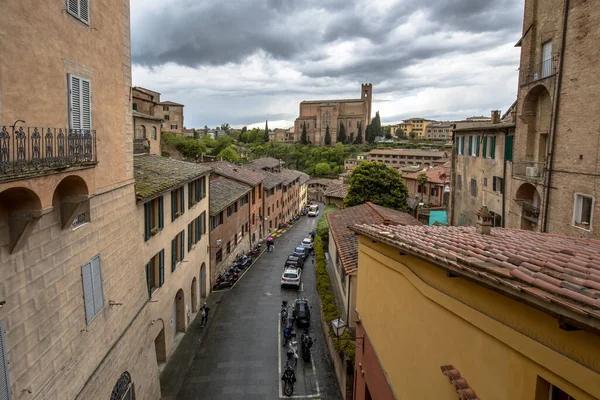 Cityscape Catedral Basílica San Domenico Rua Cidade Medieval Siena Toscana — Fotografia de Stock