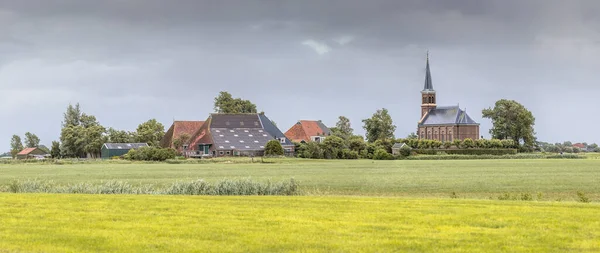 Holländska Hamlet Warstiens Med Kyrka Och Flera Gård Lador Mejeri — Stockfoto