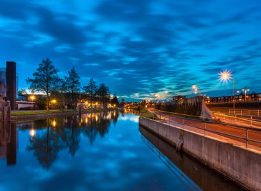 Gece, Hollanda Groningen