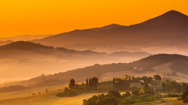 Toskana ülke sırasında Sunrise, İtalya