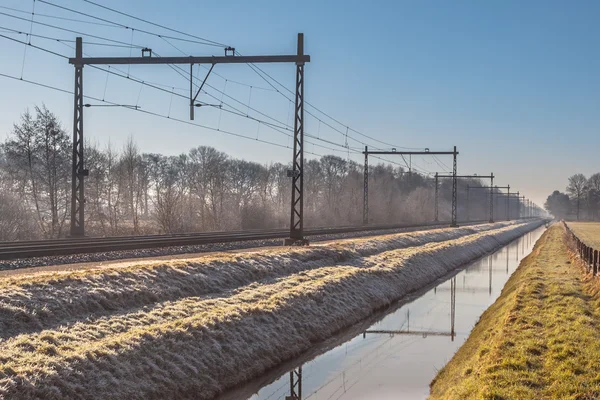 Kold Morgen jernbane - Stock-foto