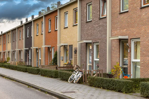 Europese stijl rij huizen — Stockfoto