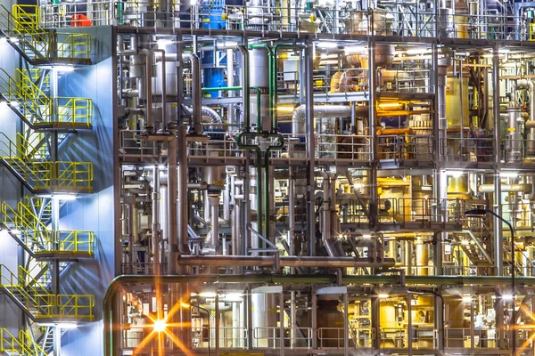 Detalhe da fábrica de produtos químicos industriais — Fotografia de Stock