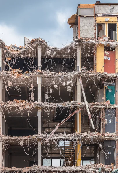 Demolizione di un edificio — Foto Stock
