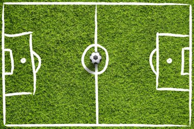 Elle çizilmiş futbol sahası