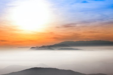 Manzara renkli günbatımı