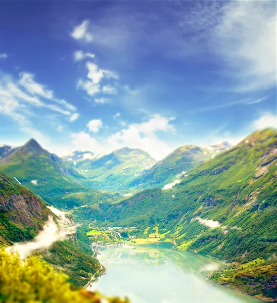 Geiranger fiyort, Norveç. Arka plan seyahat — Stok fotoğraf