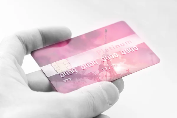 Dupla exposição: cartão de crédito no telefone móvel. Estilo vintage rosa imagem filtrada. Conceito de negócios, amor e viagens . Imagem De Stock
