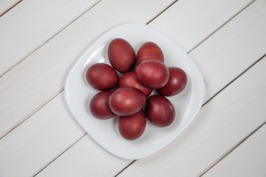 Mutlu Paskalya ile renkli Paskalya yumurtaları