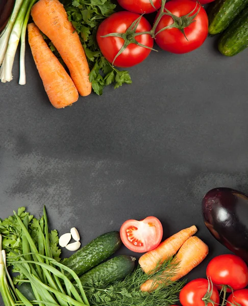 Barevné zeleniny rám, zdravé jídlo koncept / pohled shora — Stock fotografie