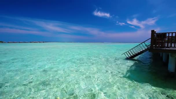 Stairs leading to tropical lagoon — Stock Video