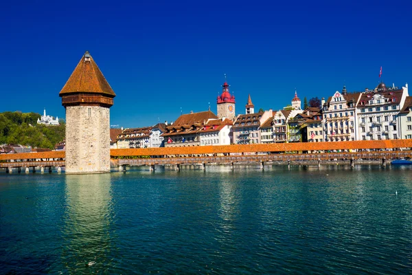 Historiska staden centrerar Luzern — Stockfoto
