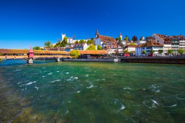 Spreuer köprü Luzern şehir merkezi