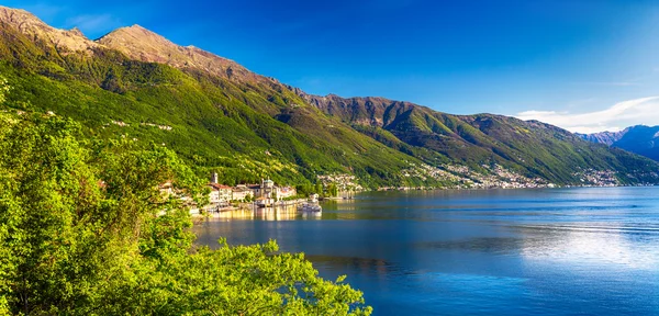 Cannero riviera Köyü — Stok fotoğraf