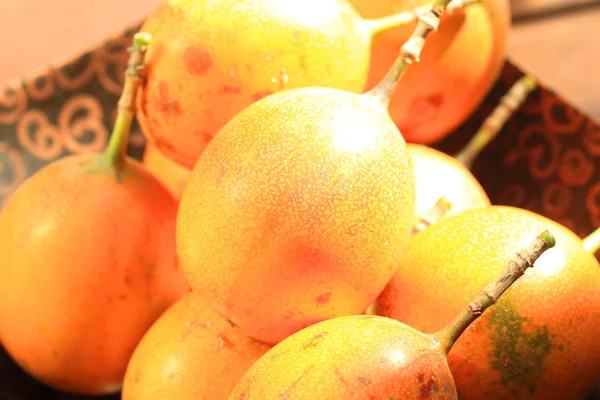 Fruta indonésia, Markisa, maracujá — Fotografia de Stock