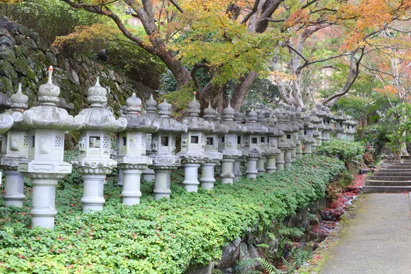 Japanese stone lantern — Stock Photo, Image