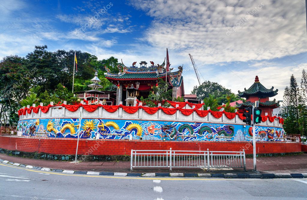 Tua Pek Kong Chinese Temple In Kuching Stock Photo Image By C Elenaodareeva 118166730