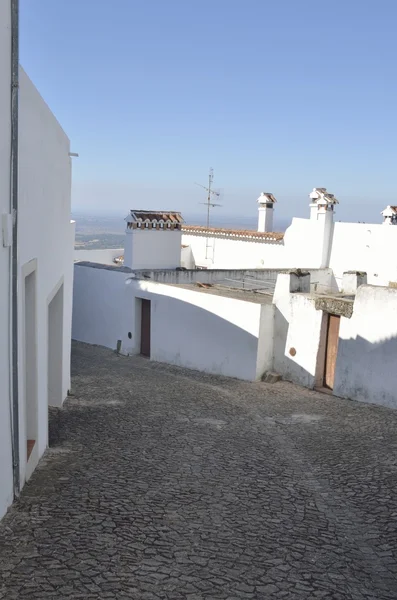 Camino de piedra en el callejón — Foto de Stock