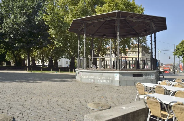 Gazebo e parco — Foto Stock