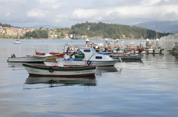 Barcos de pesca em Combarro — Fotografia de Stock