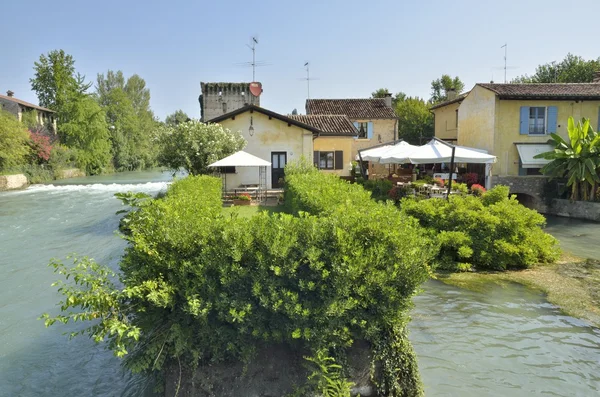 Il fiume Mincio a Borguetto — Foto Stock