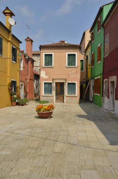 Plaza interior de Burano — Foto de Stock