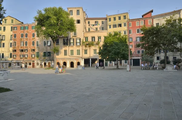 Platz in Venedig — Stockfoto