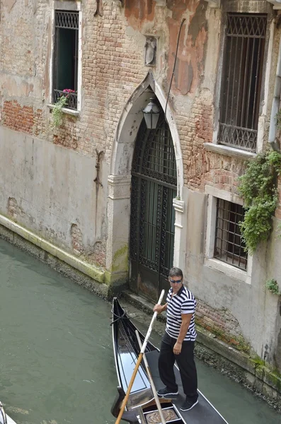 Venetian gondolier — Stock Photo, Image