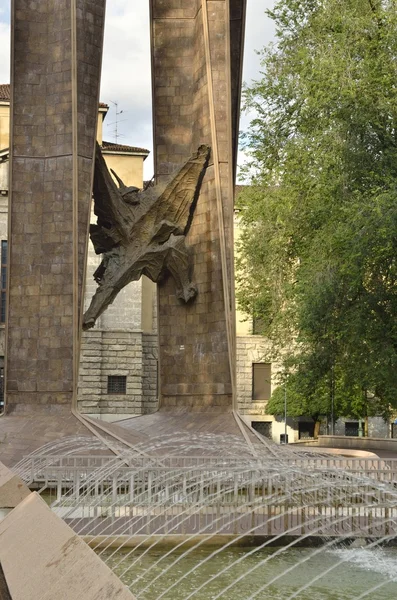 Escultura da escalada alpina — Fotografia de Stock