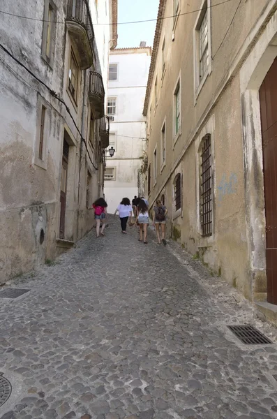 Strome brukowane street w mieście Coimbra — Zdjęcie stockowe