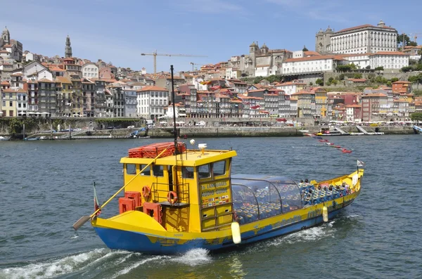 Eine Kreuzfahrt mit dem Douro — Stockfoto