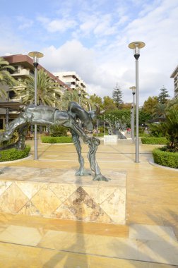 Dali bronz heykeller 