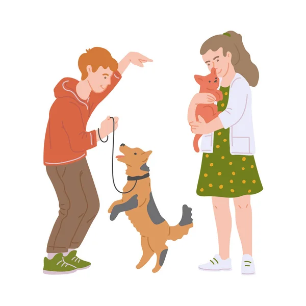 Ragazzo e ragazza personaggi giocare con animali domestici piatto vettore illustrazione isolato. — Vettoriale Stock