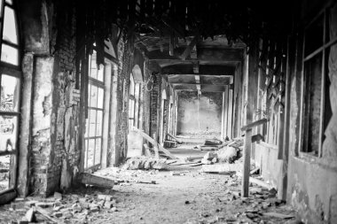 Savaş yıkım korku Rusya, sahne, ıslak, kirli, ev şehir